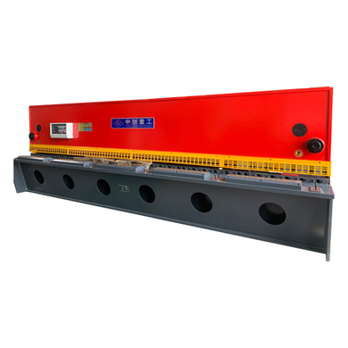 4mmx6000mm gate shearing machine.jpg