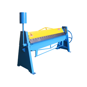 Manual folding machine